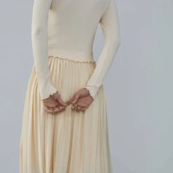 Midi Rokken Rok Bianca Dames Beige / Crème 11 Midi Rokken Rok Bianca Dames Beige / Crème -About You Winkel 01b421a2feecdf5a64134926572d3b2a scaled