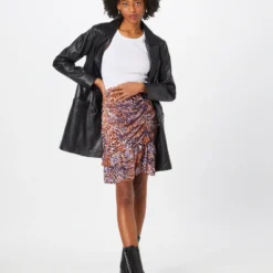 Suncoo Mini Rokken Rok FINA Dames Donkerrood -About You Winkel 0896309247b85c5605cbb8819dcb3497 scaled