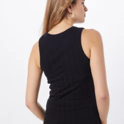 DRYKORN Tanktops Top Olina Dames Zwart -About You Winkel 0b127f42a60f3c6171b934b295246bb2 scaled