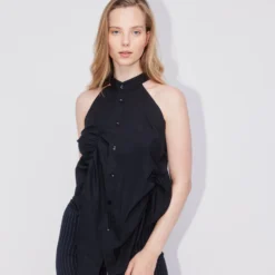 Blouse Tops Blouse Shirred Dames Zwart -About You Winkel 11acefa17376c58c9df0a0f35e6da979 scaled