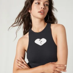 Tanktops Top Kay Dames Zwart -About You Winkel 1d4d110e62c8d2119f50d86b925791f9 scaled