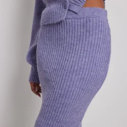 NA-KD Maxi Rokken Rok Dames Lila -About You Winkel 240c0aa73d64ae56741da06043288338 scaled