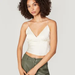 Crop Tops Top Rachel Dames Beige -About You Winkel 25a582ac9d5b9cf697ff1954fe2a5d3e scaled