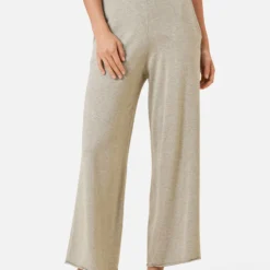 Masai Pantalons Loosefit Broek MAPella Dames Beige 5 Masai Pantalons Loosefit Broek MAPella Dames Beige -About You Winkel 25ea3d4c36787eb7fd780b5757d20e8e scaled