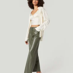 Crop Tops Top Rachel Dames Beige -About You Winkel 2699ce0f5ca156ccd8e71fbcc3416ad2 scaled