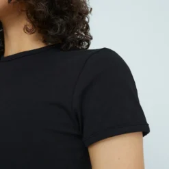 EDITED T-shirts Shirt Lara Dames Zwart -About You Winkel 2a90ba626f5da9f57778ca4bf85d36cf scaled