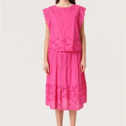 Soaked In Luxury Blouse Tops Blouse Canja Dames Fuchsia -About You Winkel 32e45ab7c0f384e09658a9ed55597b21 scaled