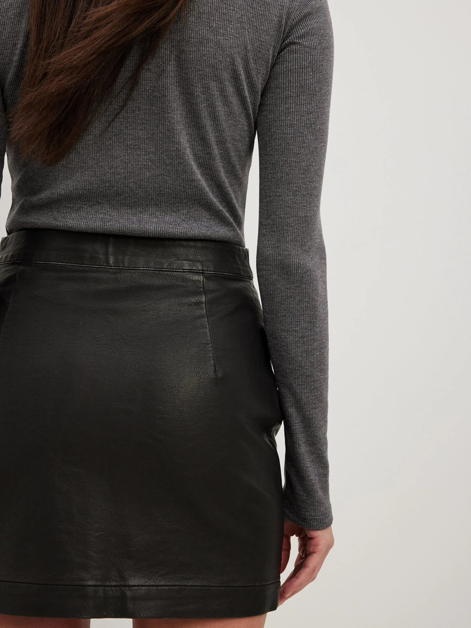 NA-KD Mini Rokken Rok Dames Zwart 4 NA-KD Mini Rokken Rok Dames Zwart - Afbeelding 3