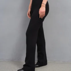 Pantalons Bootcut Broek Charlie Dames Zwart -About You Winkel 47533e170f7d0dc91f9c5f3441d1441b scaled