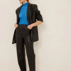 NA-KD Crop Tops Top Dames Azuur -About You Winkel 4facba995262a22c9583011d36bb36b1 scaled