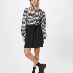 About You Mini Rokken Rok Helga Dames Zwart -About You Winkel 50d9db68663fd26f19f8e1d695625ac2 scaled