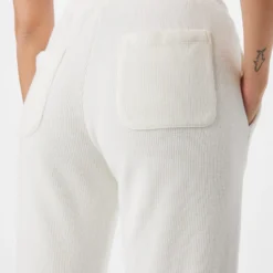 American Vintage Pantalons Regular Broek Dames Ivoor -About You Winkel 59ce50e990b42bc9498c4e9e3f7a3449 scaled