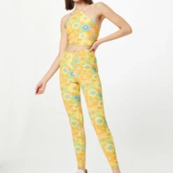 Crop Tops Top Adelina Dames Gemengde Kleuren 11 Crop Tops Top Adelina Dames Gemengde Kleuren -About You Winkel 63f170db82e1d964445e710b628adef1 scaled