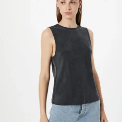 WEEKDAY Blouse Tops Blouse Aino Dames Zwart -About You Winkel 6c76354ed6976d4387d534d050c4b55b scaled
