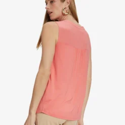 CARTOON Blouse Tops Blouse Dames Lichtrood -About You Winkel 7444c5a45c1d1ef2191e1938933850f7 scaled