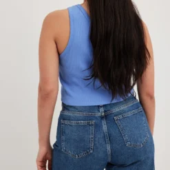NA-KD Crop Tops Top Dames Hemelsblauw -About You Winkel 7762ce9243853d39efe2e8b972396010 scaled