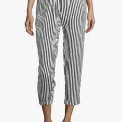 Pantalons Loosefit Broek Dames Wit -About You Winkel 89b1bbfab488041c1d74c96060593869 scaled