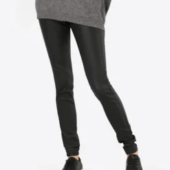 Kaffe Pantalons Slimfit Broek Ada Dames Zwart 9 Kaffe Pantalons Slimfit Broek Ada Dames Zwart -About You Winkel 90f22650e34398299959e454554564a1 scaled