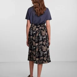 Pieces Midi Rokken Rok JUBILEE Dames Zwart -About You Winkel 96433b7836f3b925ba09984b5ca095be scaled