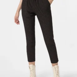 Alleen Kledingwinkel -About You Winkel 9c82cce4aa64ab7f0bb6306f8a466173 scaled