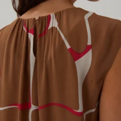 Someday Blouse Tops Blouse Zacci Dames Bruin -About You Winkel a7577d3d4fde590a8434c79759e62e19 scaled