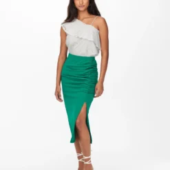 ONLY Blouse Tops Blouse Irma Dames Wit 11 ONLY Blouse Tops Blouse Irma Dames Wit -About You Winkel b5c826f3251da0f37006427fed003b8b scaled