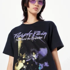 NASTY GAL T-shirts Shirt Prince Purple Rain Dames Zwart -About You Winkel b92d4a4b9e858b77c5930f52683c50ec scaled