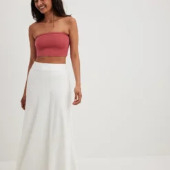 NA-KD Crop Tops Top Dames Rood -About You Winkel bca6a2383b451e93723b39a12b0d5748 scaled