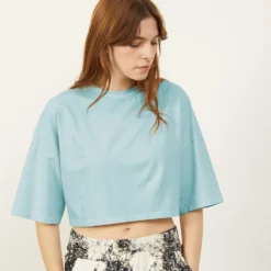 Crop Tops Shirt Crosby Dames Lichtblauw -About You Winkel bce022e9e145336b889d16d114ccdc78 scaled