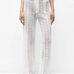 PULL & BEAR Pantalons Bootcut Broek Dames Wit 8 PULL & BEAR Pantalons Bootcut Broek Dames Wit -About You Winkel c119338c55c07c5196b071b8cd59d57b scaled