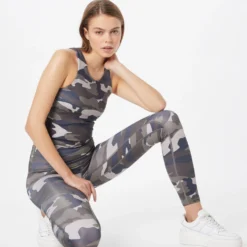 Crop Tops Top Dames Lichtgrijs / Donkergrijs 11 Crop Tops Top Dames Lichtgrijs / Donkergrijs -About You Winkel c23946825f362a9f8b575cac71c46afc scaled