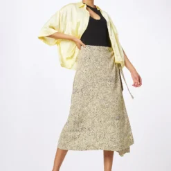 ICHI Midi Rokken Rok ARENA Dames Beige -About You Winkel c6773d7c0e39efc6aa3dec0551c29249 scaled