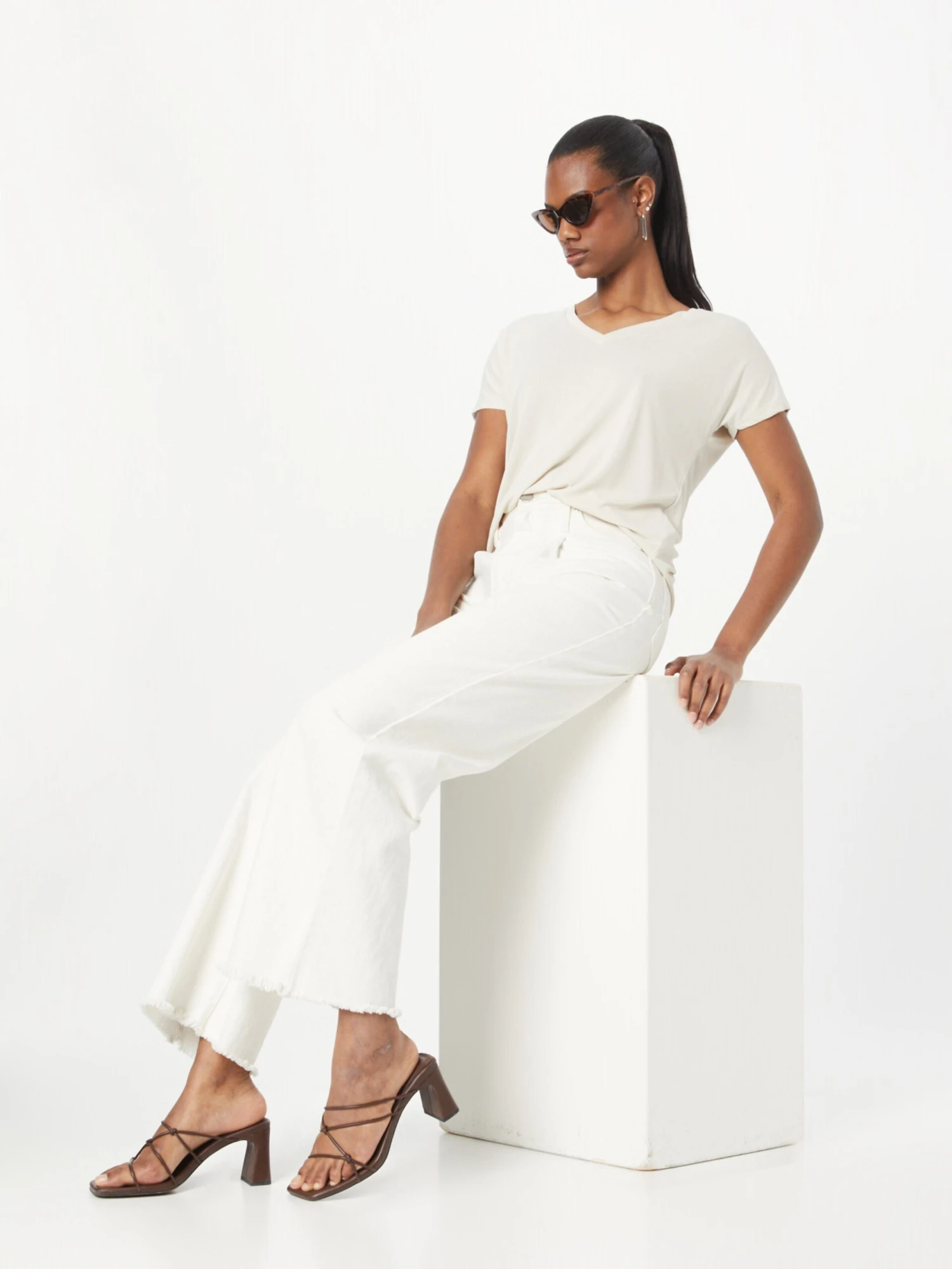 MOSS COPENHAGEN T-shirts Shirt Fenya Dames Taupe 7 MOSS COPENHAGEN T-shirts Shirt Fenya Dames Taupe - Afbeelding 5