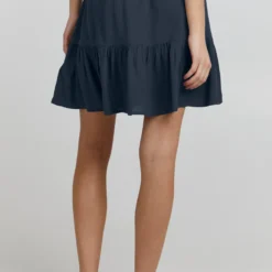 OXMO Mini Rokken Rok EIRA Dames Navy 11 OXMO Mini Rokken Rok EIRA Dames Navy -About You Winkel d1b51ebe61e14a90f873faf82f0f7b08 scaled