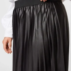 Maxi Rokken Rok Vinitban Dames Zwart -About You Winkel de4a29cdf1a8ce143feba1ae2eb415ed scaled