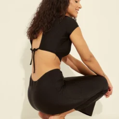 NA-KD Crop Tops Top Dames Zwart -About You Winkel e7de57c0a0def25ef0f44e8d4335ed04 scaled