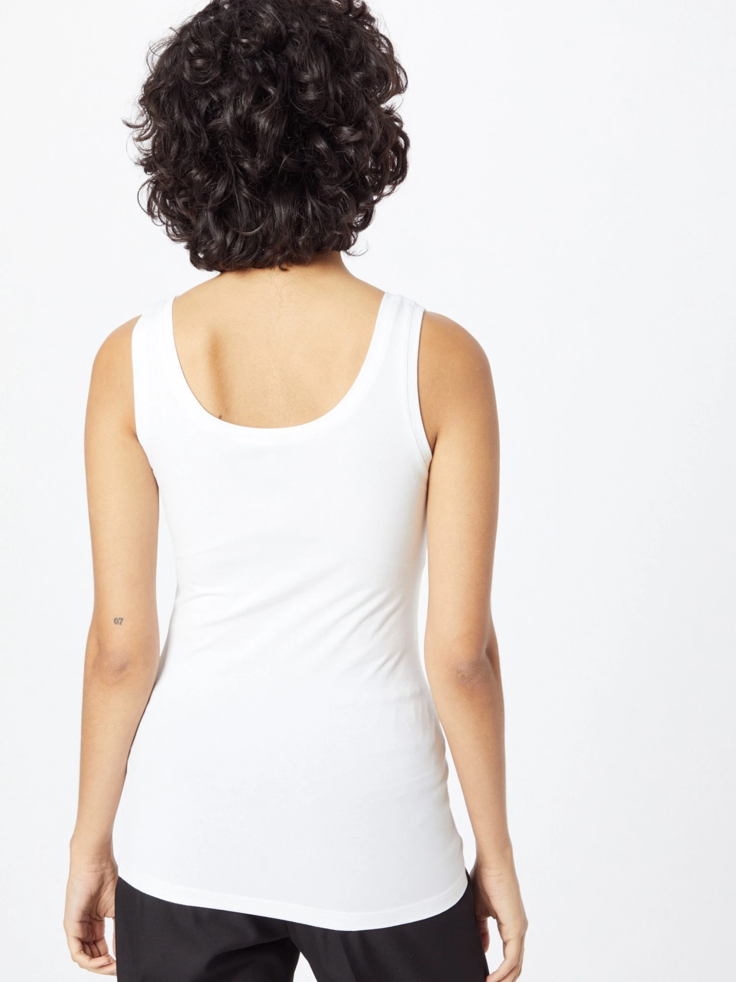 B.young Tanktops Top Pamila Dames Offwhite 9 B.young Tanktops Top Pamila Dames Offwhite - Afbeelding 7