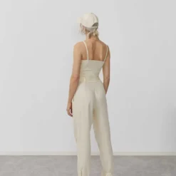 Crop Tops Top Elina Dames Beige / Crème 12 Crop Tops Top Elina Dames Beige / Crème -About You Winkel e8da1e67b393d3628d549301d39005c7 scaled