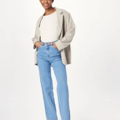 T-shirts Shirt Candice Dames Offwhite -About You Winkel f812b01115d0249b83e26861fe4ee4f8 scaled