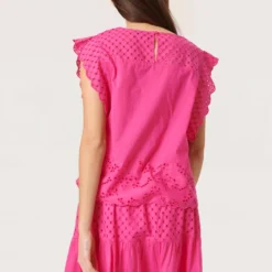 Soaked In Luxury Blouse Tops Blouse Canja Dames Fuchsia -About You Winkel f937088c0bd773ba62ea32b0dd3fa428 scaled